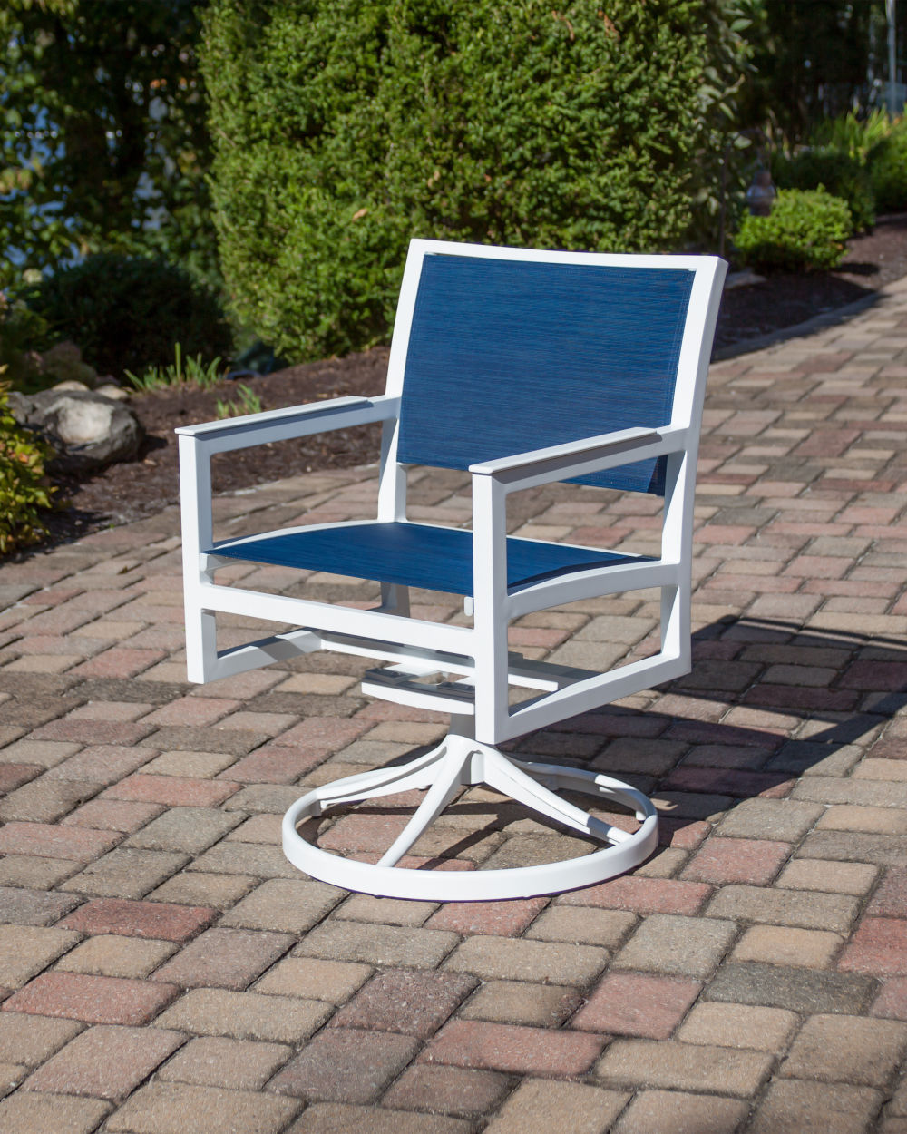 Cube Swivel Rocker - TXN295